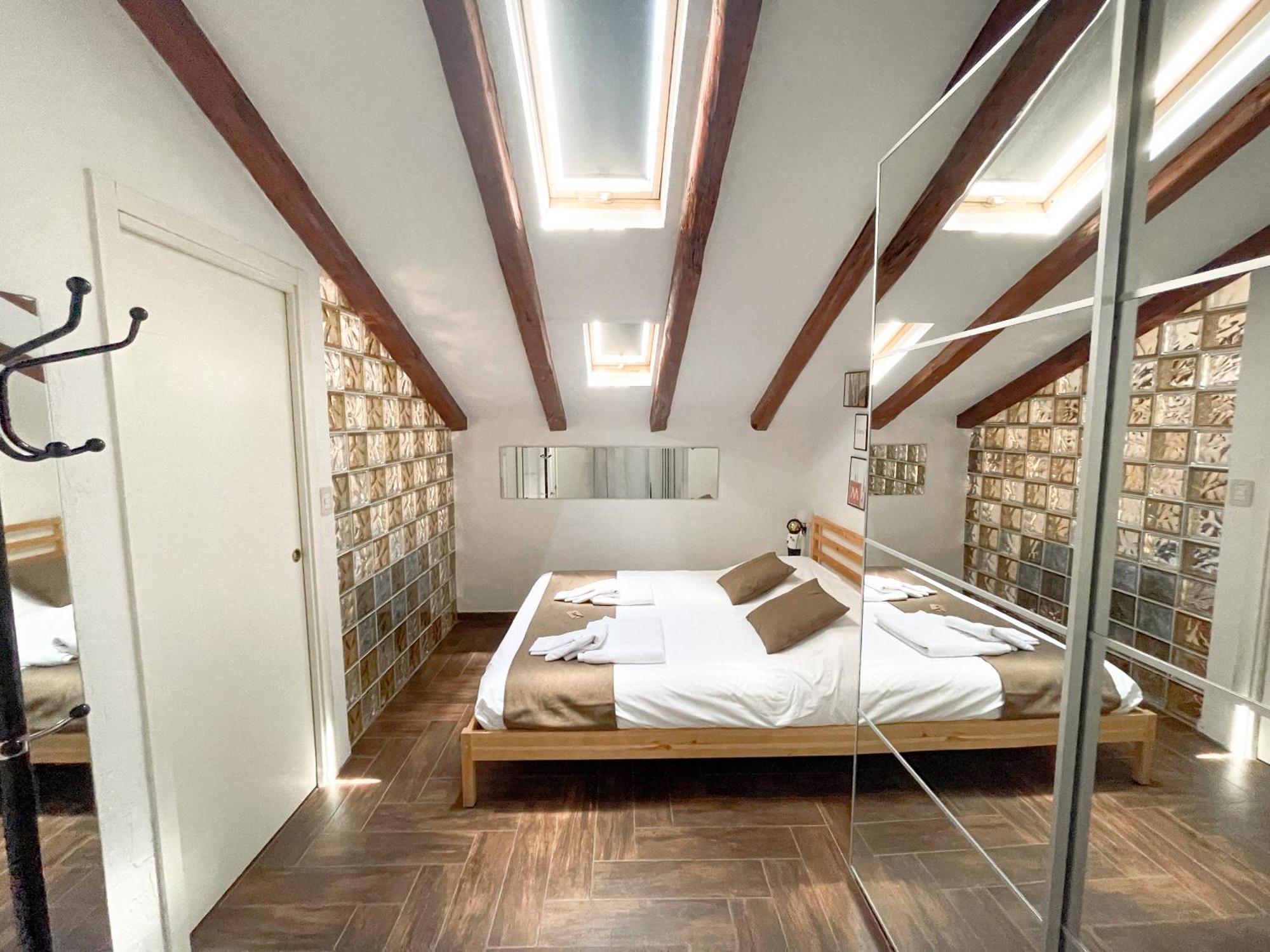 The Urban Nest Apartment Милано Екстериор снимка